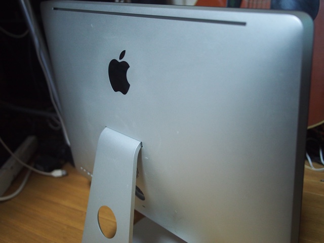 iMac 21.5 Mid2010の液晶交換は自分でできる！ | たつをブログ